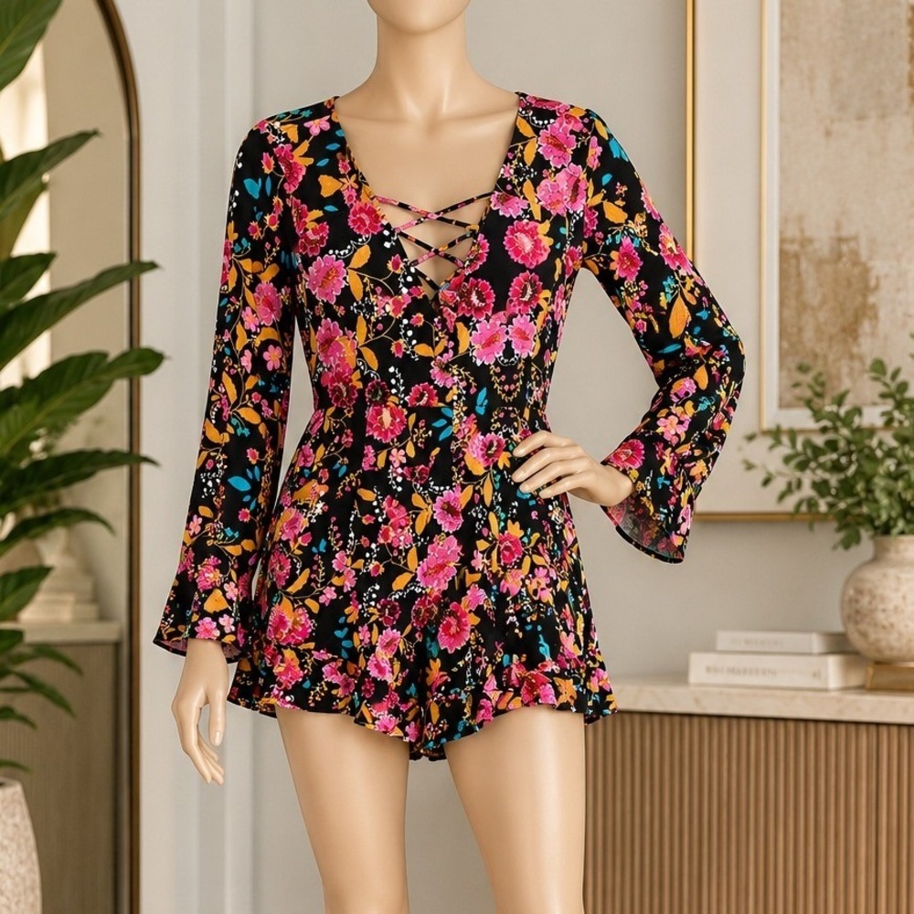 Express Womens Romper Floral Lace Up V-Neck Long Sleeve Black Pink Size 10